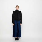 Load image into Gallery viewer, Women's Custom Black Round Neck Long Sleeve Wool Knit Sweater | OEM/ODM Knitwear Manufacturer