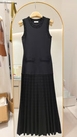 Load image into Gallery viewer, Women's Custom White Round Neck Sleeveless Knit Dress | OEM/ODM Knitwear Manufacturer